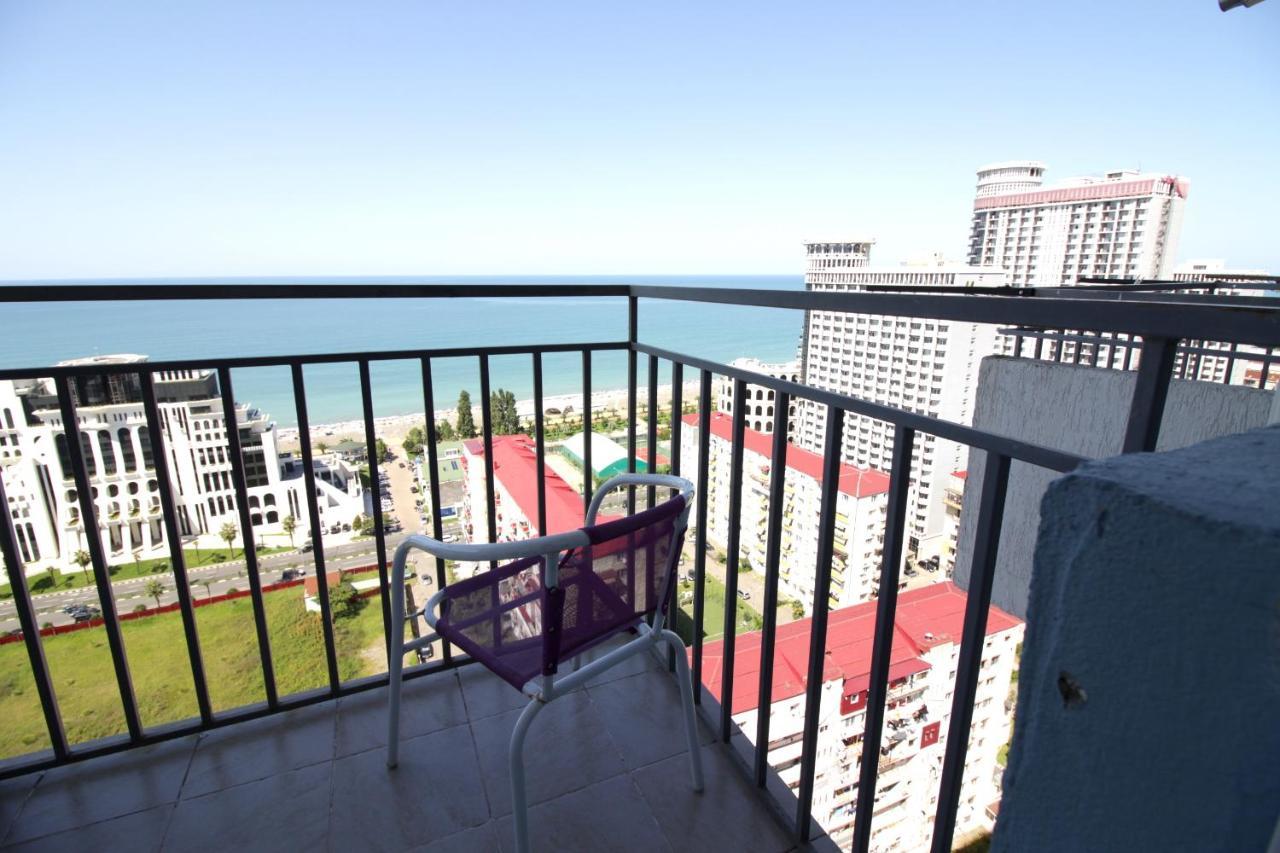Apartments Inasaredze バトゥーミ エクステリア 写真